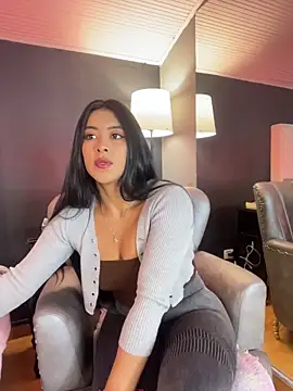 BellaFernandez   online show from 05-26-26, 01:29