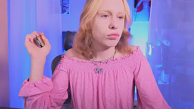 BarbieRichy online show from 11-26-25, 05:41