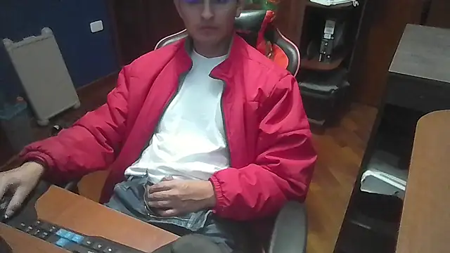 Snapshot of SVGUSSV chatting on 12-19-25, 03:57 SVGUSSV online show from 12-19-25, 03:57