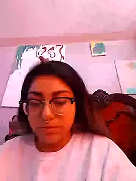 Lovelyrainn online show from 10-02-25, 03:19