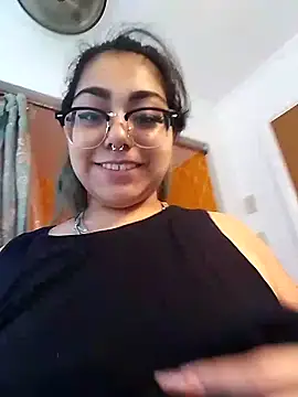 Lovelyrainn online show from 10-06-25, 01:41