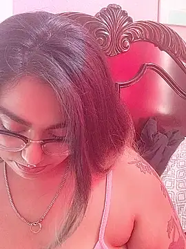 Lovelyrainn online show from 10-30-25, 07:25