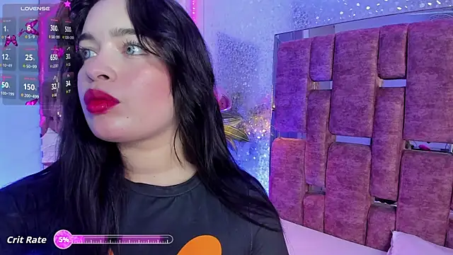 Snapshot of KateLee chatting on 10-14-25, 04:46 KateLee online show from 10-14-25, 04:46