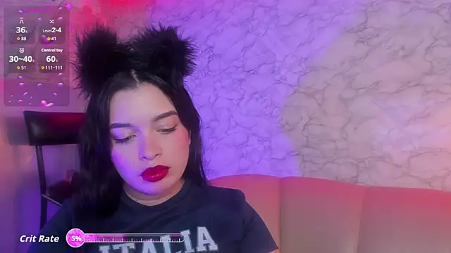 Snapshot of KateLee chatting on 11-12-25, 11:14 KateLee online show from 11-12-25, 11:14