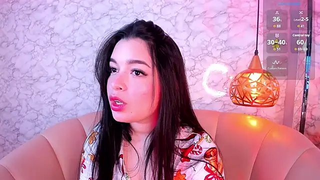 Snapshot of KateLee chatting on 12-15-25, 04:22 KateLee online show from 12-15-25, 04:22