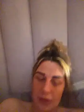 Sophrob96x online show from 01-10-26, 04:14