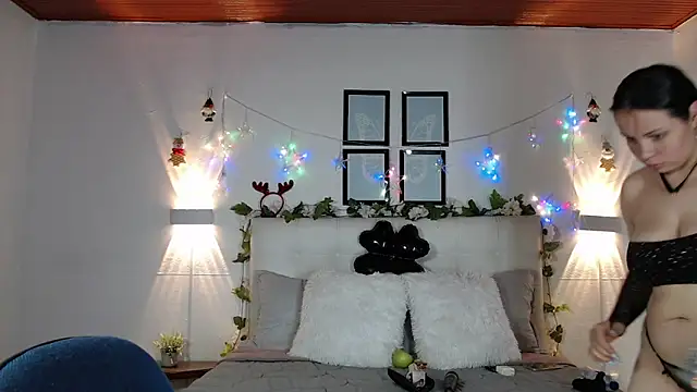 Megan 05  online show from 01-06-26, 03:05