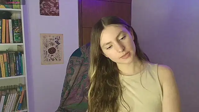 Snapshot of velvet__moon chatting on 02-23-26, 03:15 velvet moon online show from 02-23-26, 03:15