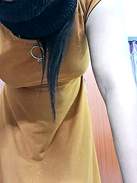 Snapshot of maya_telugu_22 chatting on 10-12-25, 04:50 maya telugu 22 online show from 10-12-25, 04:50