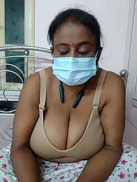 Snapshot of Barna_Love chatting on 09-12-25, 05:35 Barna Love online show from 09-12-25, 05:35