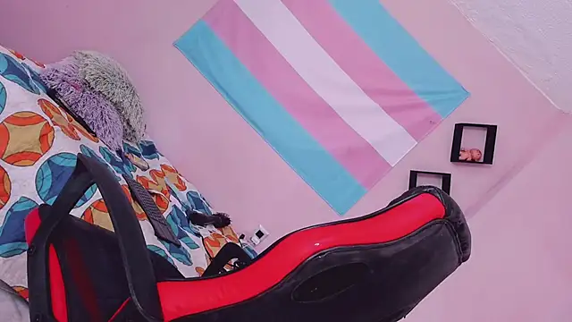 Snapshot of Melisa_Bunny69 chatting on 11-25-25, 12:27 Melisa Bunny69 online show from 11-25-25, 12:27