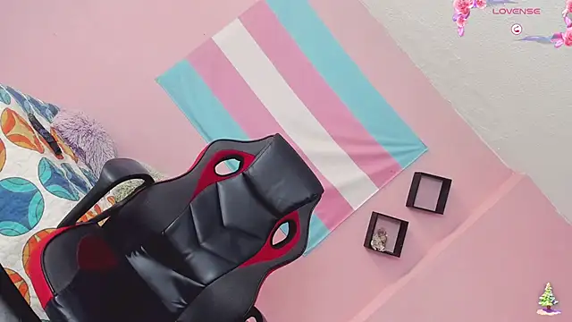 Snapshot of Melisa_Bunny69 chatting on 12-14-25, 12:54 Melisa Bunny69 online show from 12-14-25, 12:54