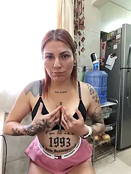 Snapshot of xjuanaxmaldadxxx chatting on 02-11-26, 02:00 xjuanaxmaldadxxx online show from 02-11-26, 02:00