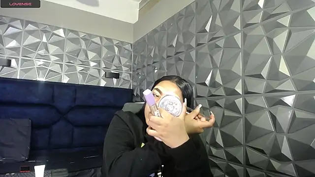Snapshot of Megara_25 chatting on 05-02-26, 04:56 Megara 25 online show from 05-02-26, 04:56