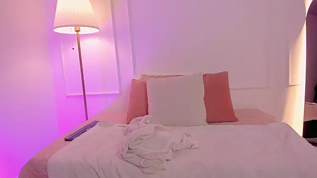 angelica cross  online show from 11-26-25, 11:55