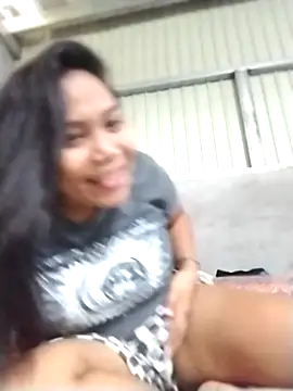 Veeluna16 online show from 11-26-25, 03:07