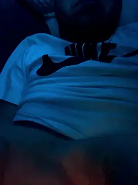 Snapshot of MikeFake chatting on 01-18-26, 02:04 MikeFake online show from 01-18-26, 02:04