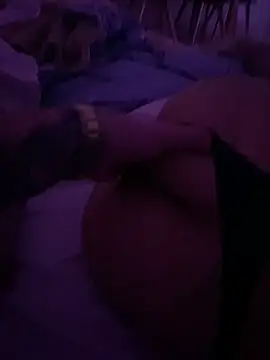 Snapshot of MikeFake chatting on 02-11-26, 11:54 MikeFake online show from 02-11-26, 11:54