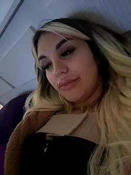 Snapshot of Princess-Jasmine07 chatting on 10-21-25, 12:28 Princess-Jasmine07 online show from 10-21-25, 12:28