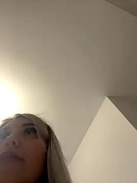 Snapshot of Princess-Jasmine07 chatting on 10-31-25, 06:20 Princess-Jasmine07 online show from 10-31-25, 06:20