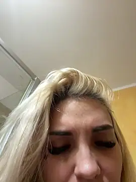 Snapshot of Princess-Jasmine07 chatting on 01-15-26, 06:22 Princess-Jasmine07 online show from 01-15-26, 06:22