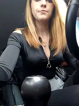 YOOUR EVAA online show from 12-14-25, 07:03