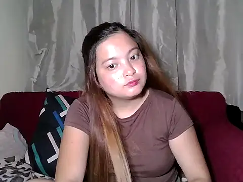 gwenn 2025 online show from 03-29-26, 03:01