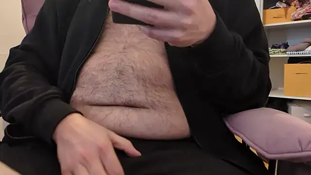 Snapshot of Jonpol74_ chatting on 03-09-26, 09:24 Jonpol74 online show from 03-09-26, 09:24