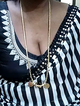 shobini online show from 10-21-25, 03:46