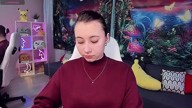 Snapshot of ClaraParks chatting on 10-10-25, 05:56 ClaraParks online show from 10-10-25, 05:56