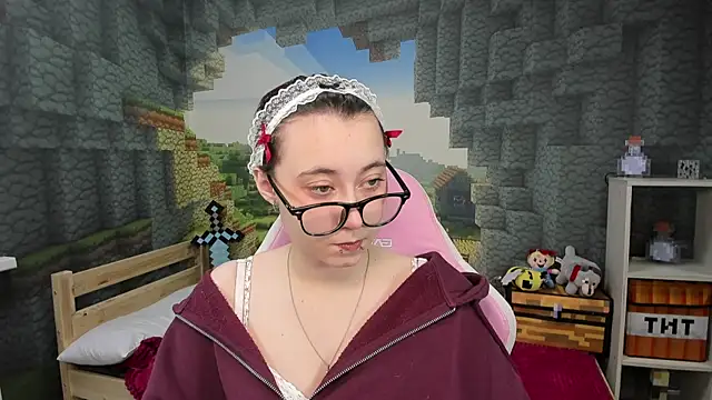 Snapshot of ClaraParks chatting on 01-08-26, 06:54 ClaraParks online show from 01-08-26, 06:54