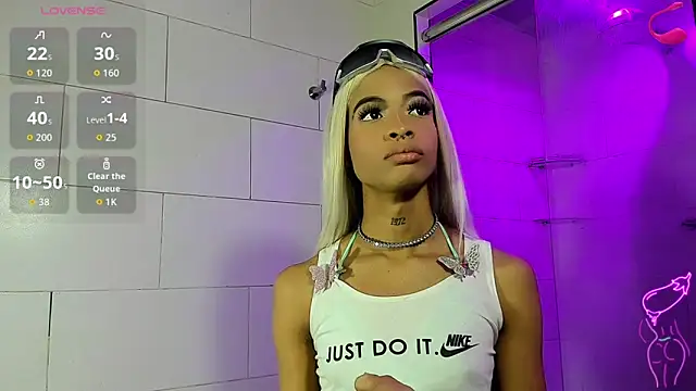 Dahlia Moss online show from 12-02-25, 03:34