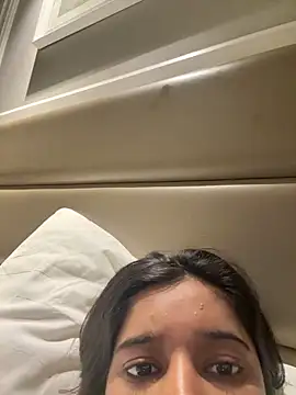 Snapshot of desitease chatting on 09-12-25, 10:26 desitease online show from 09-12-25, 10:26