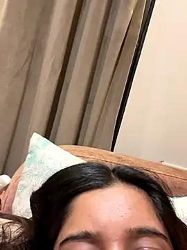 Snapshot of desitease chatting on 10-24-25, 02:35 desitease online show from 10-24-25, 02:35