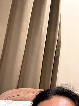 Snapshot of desitease chatting on 10-30-25, 04:58 desitease online show from 10-30-25, 04:58