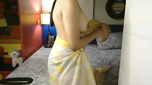 Snapshot of horny_natasha chatting on 05-01-26, 04:06 horny natasha online show from 05-01-26, 04:06
