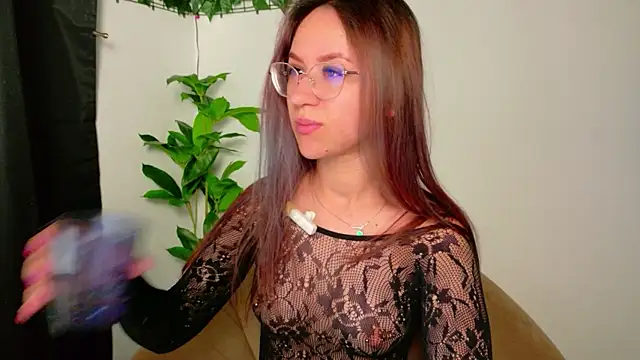 EvaBllake online show from 04-15-26, 05:14