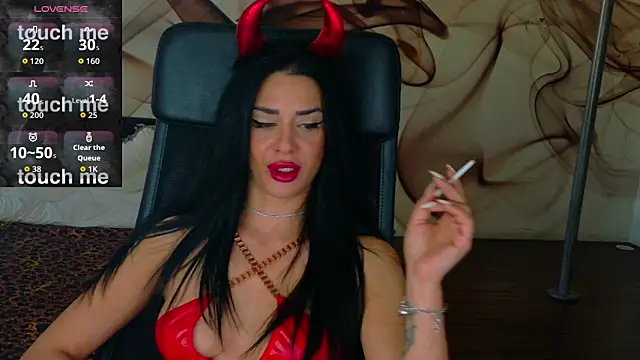 NaomiScarlet online show from 10-29-25, 06:15