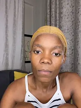 prettydollyy online show from 03-25-26, 08:15