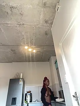 prettydollyy online show from 06-11-26, 07:28