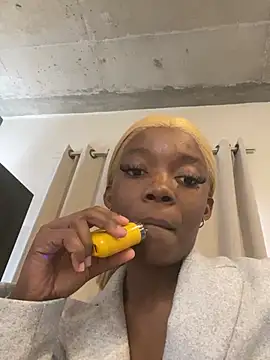prettydollyy online show from 07-27-26, 12:34