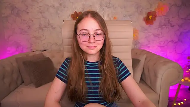 Snapshot of ArrinaWairr chatting on 05-28-26, 07:05 ArrinaWairr online show from 05-28-26, 07:05