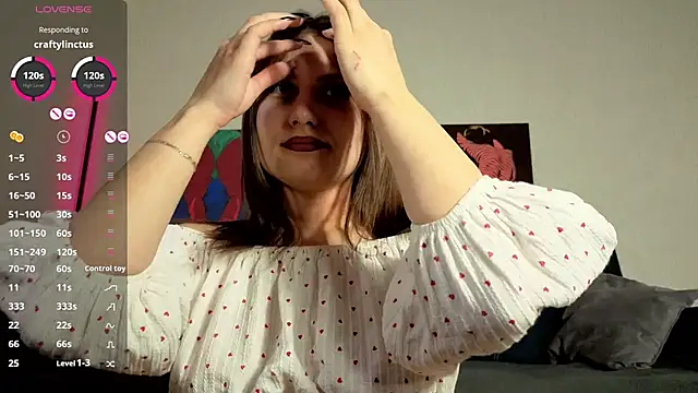 TrixiBell online show from 03-21-26, 08:19