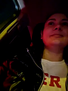 SaraViss20 online show from 11-19-25, 07:47