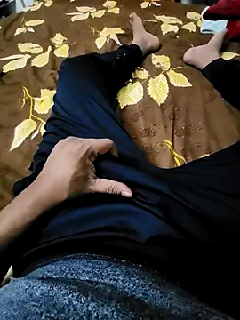 Snapshot of arsh_couple chatting on 12-01-25, 05:29 arsh couple online show from 12-01-25, 05:29