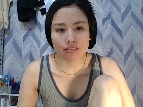 Snapshot of UrKitty_lover18 chatting on 02-23-26, 07:11 UrKitty lover18 online show from 02-23-26, 07:11