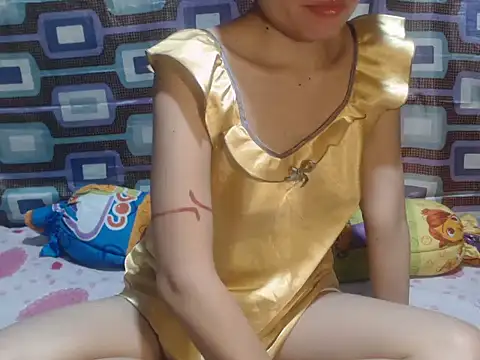 Snapshot of UrKitty_lover18 chatting on 04-19-26, 12:15 UrKitty lover18 online show from 04-19-26, 12:15