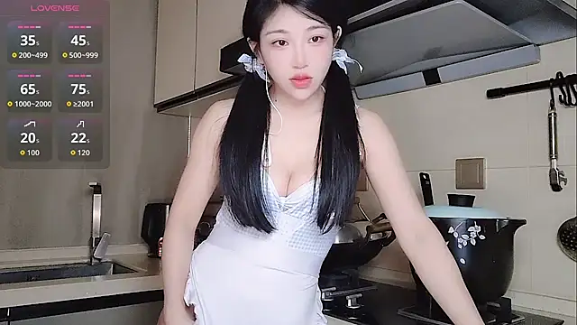 Coco--01 online show from 09-22-25, 11:51