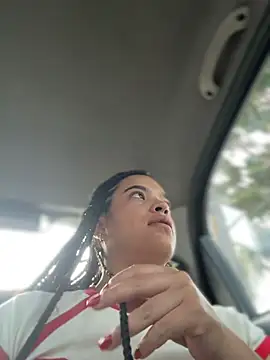 JuanitaMore01 online show from 07-10-26, 11:07