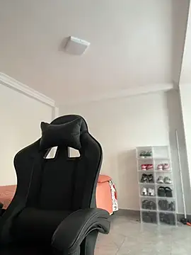 JuanitaMore01 online show from 07-17-26, 07:41